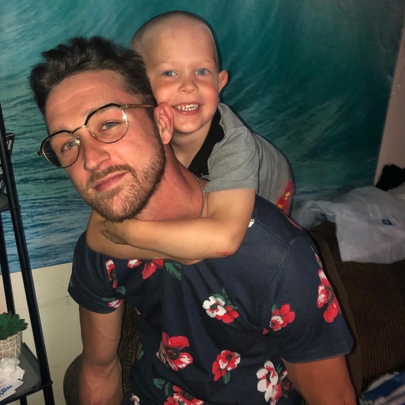 Meet your Posher, Tom - Picture 2 of 7